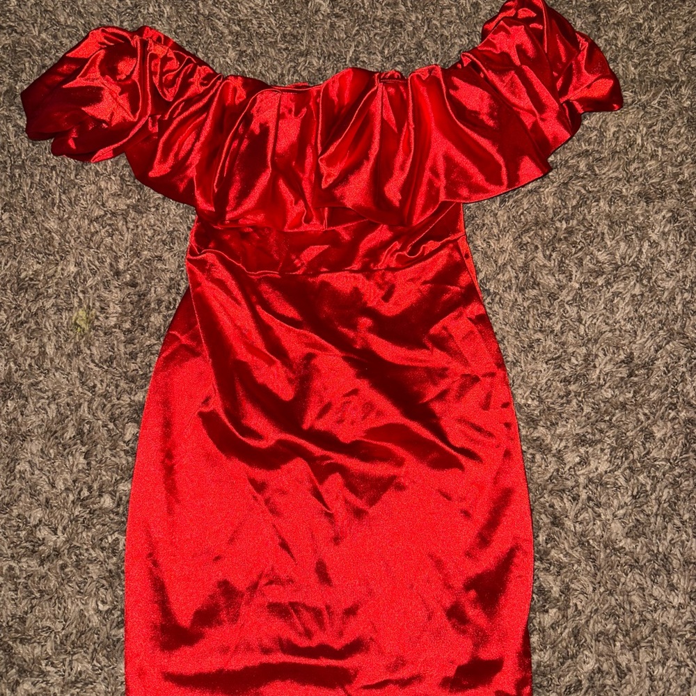 Elegant Red Off-Shoulder Dress